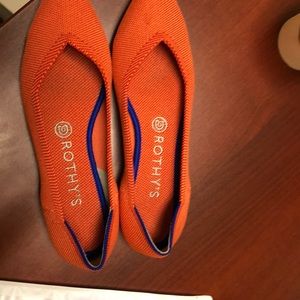 Size 8 Persimmon Rothy’s.  Worn only to try on.